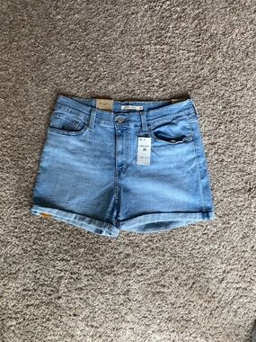 Levi’s Shorts, Size 31
